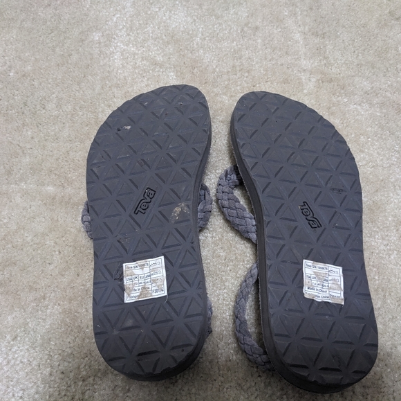 Teva sandals - Picture 2 of 3